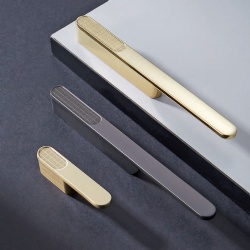 Cabinet handle