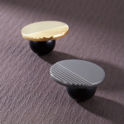 Cabinet handle