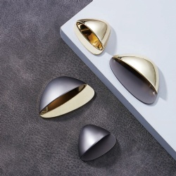 Cabinet handle