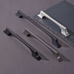 Cabinet handle